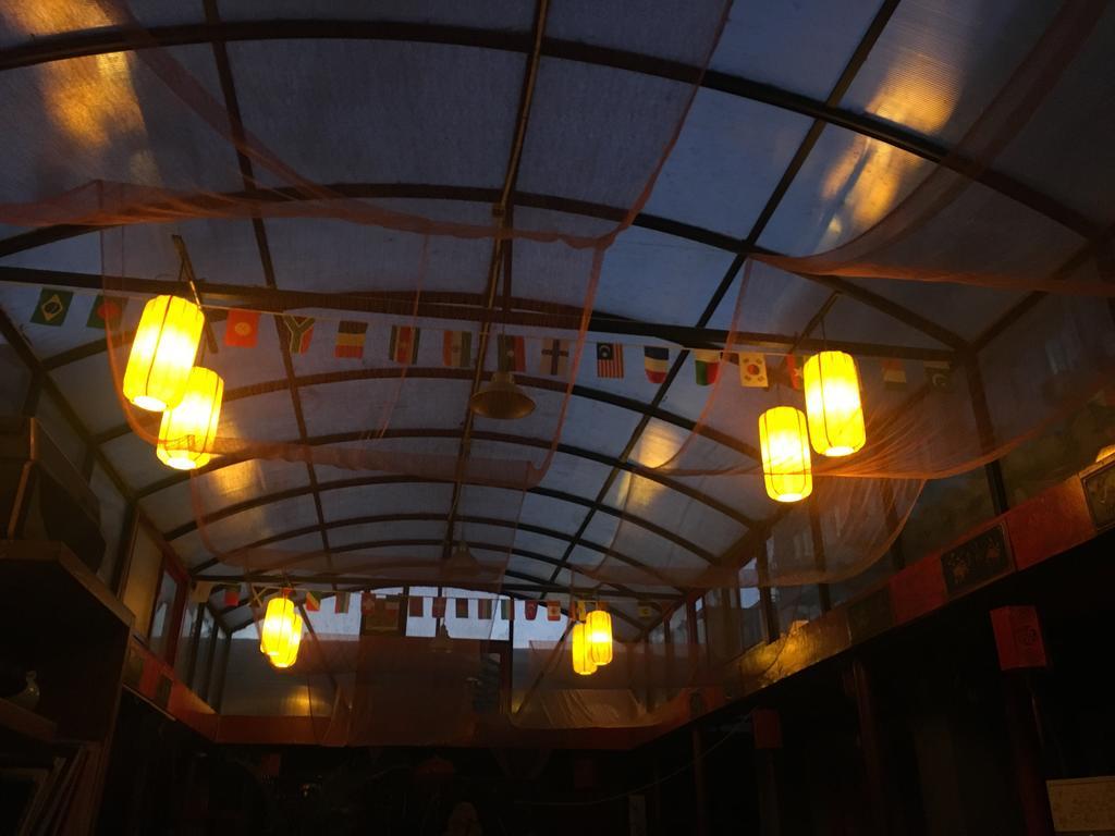 Beijing Yue Bin Ge Courtyard Hotel Экстерьер фото