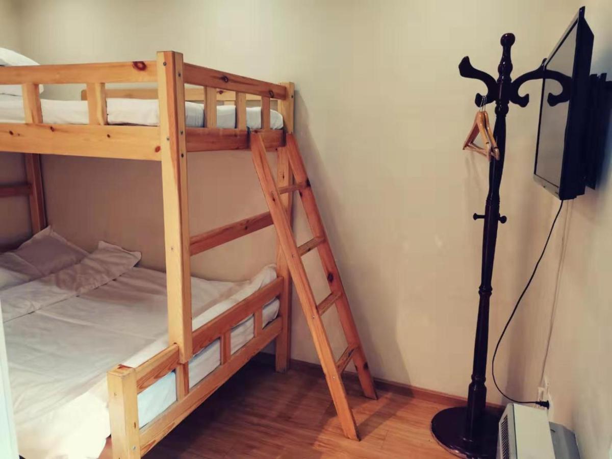 Beijing Yue Bin Ge Courtyard Hotel Экстерьер фото