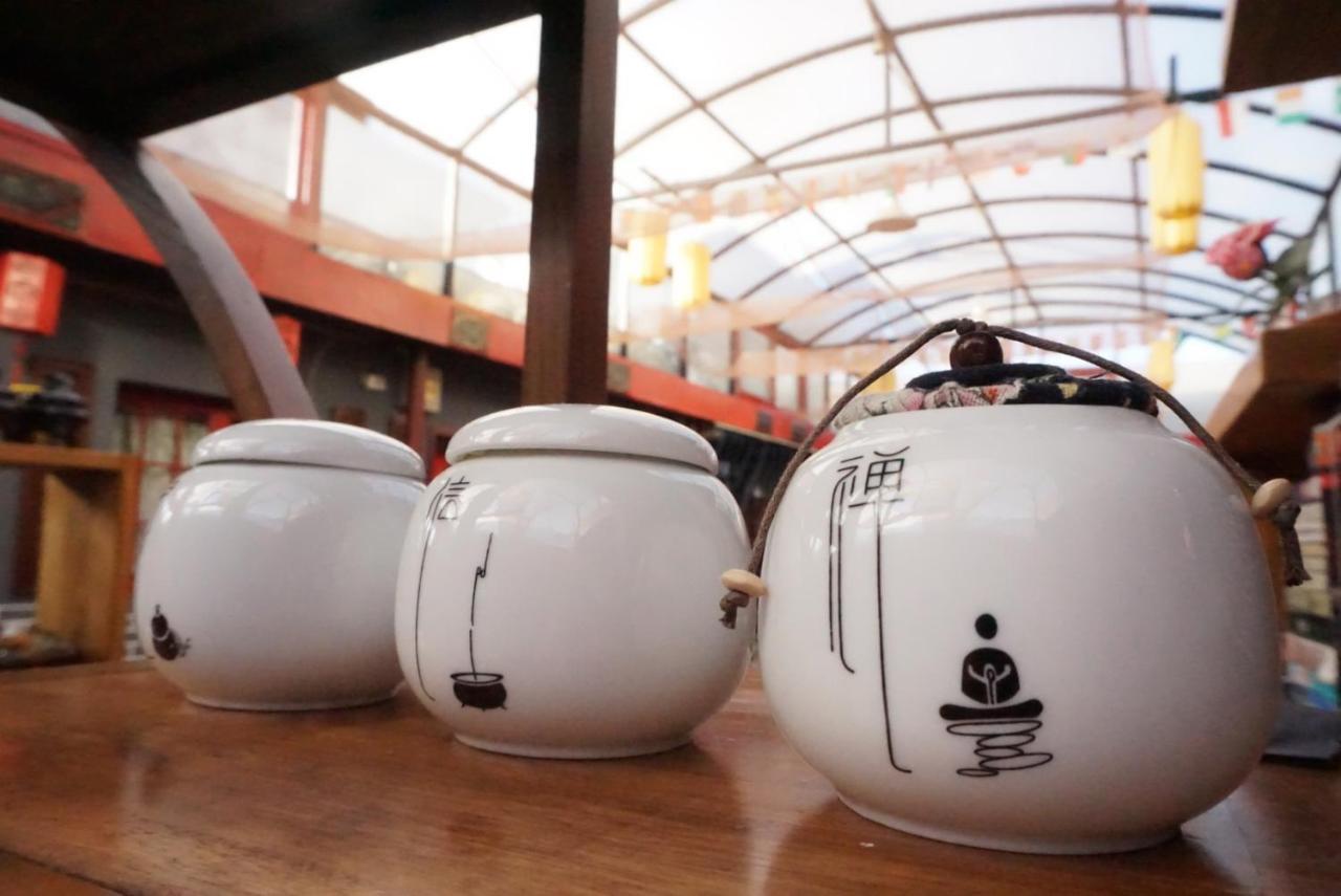 Beijing Yue Bin Ge Courtyard Hotel Экстерьер фото